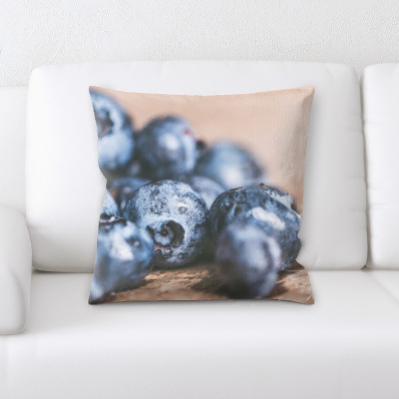 Coussin décoratif à baies fruits bessette