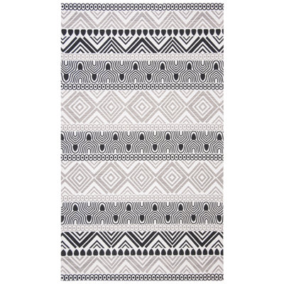 Gaetan Hand Woven Performance Geometric Rug
