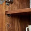 Armoire simple en bois massif