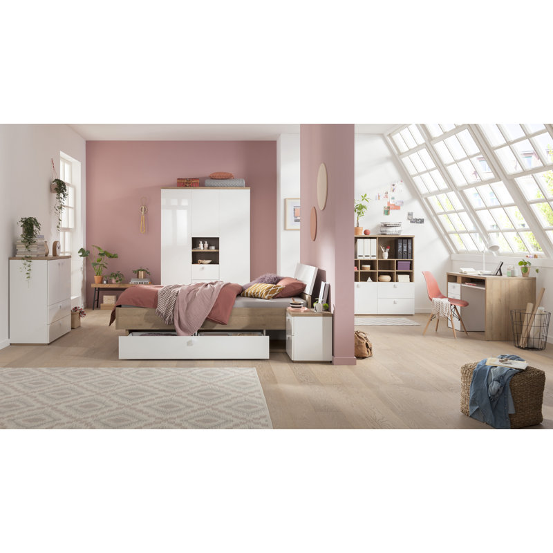 Globo 3 Door Manufactured Wood Wardrobe