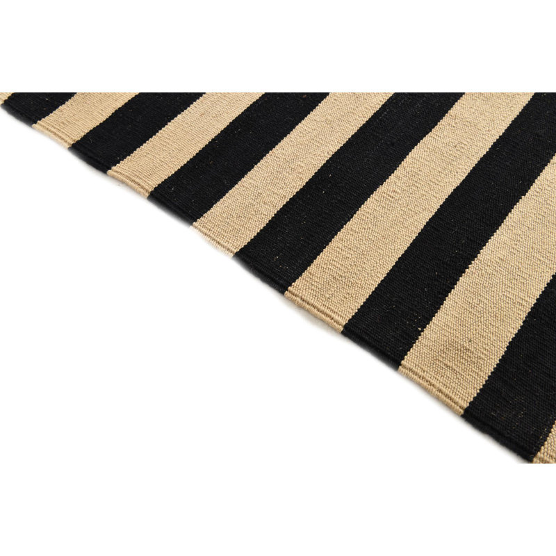 Tapis noir et blanc Orta