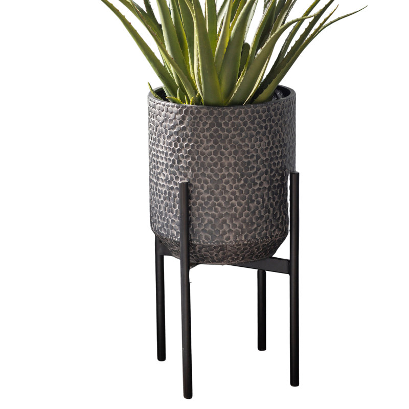 Paget Metal Pot Planter, 51cm H x 26cm W x 26cm D