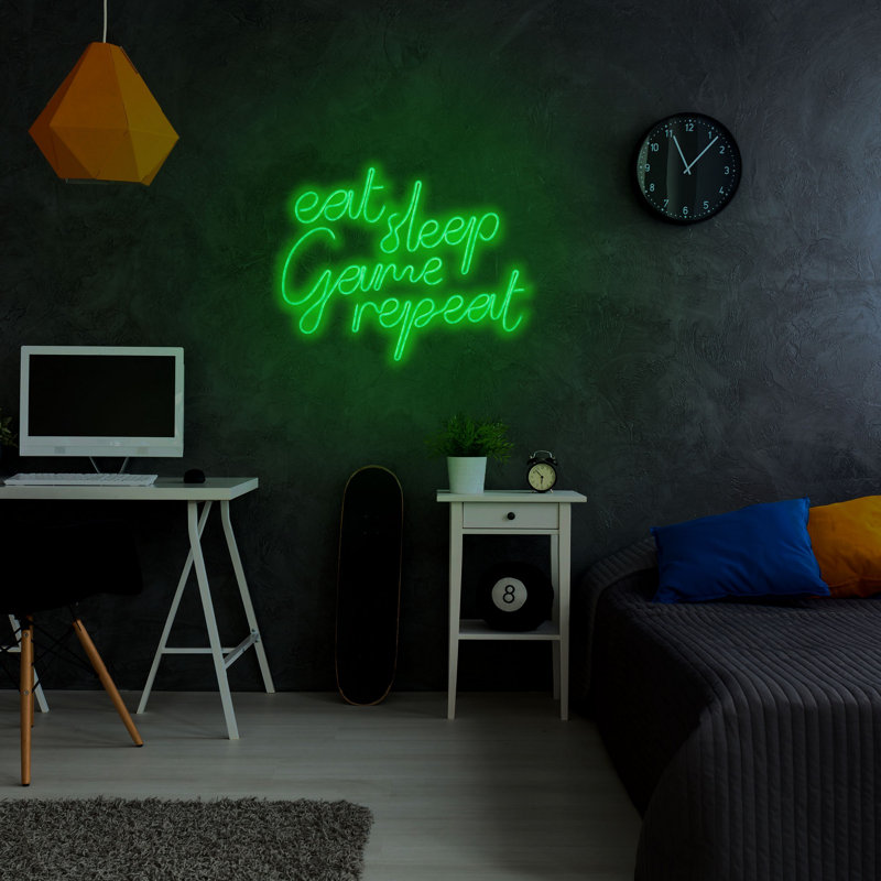 Wall Decor on Resin, Green