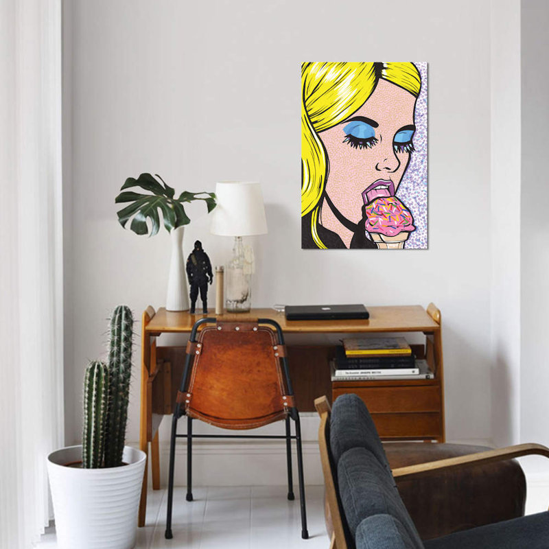 « blonde ice crème fille », impression sur toile, H 40 po x l 26 po x P 1,5 po, Toile tendue, Pas de tapis