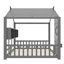 Lit double pleine grandeur à plancher gris avec tablette de rangement, toit et espace d'imagination, expérience de maison de jeu-129982889-129982892