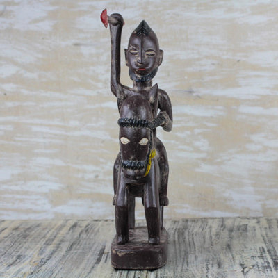 Figurines & Sculptures