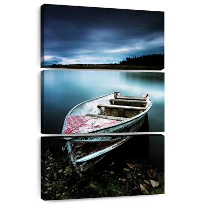 Bateau Mehar sur le rivage