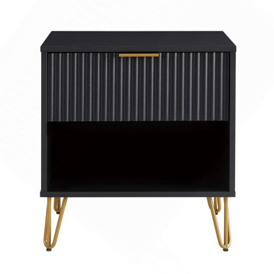 Dumbo 20" Fluted Nightstand In Black (1-Drawer)