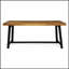 Table de salle à manger en bois d'acacia durable pour une réception élégante et résistante aux intempéries