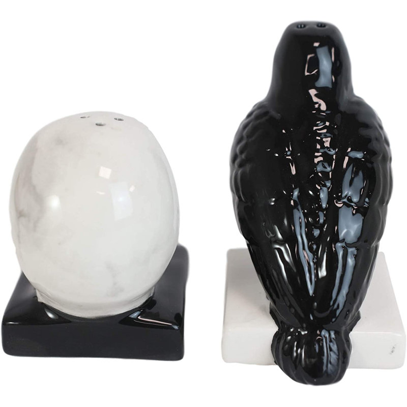 Ensemble de 2 figurines Davika le Corbeau, crâne