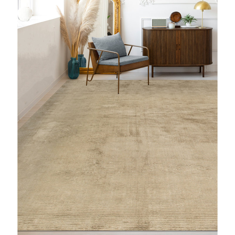 Tapis brun de haute qualité noué à la main