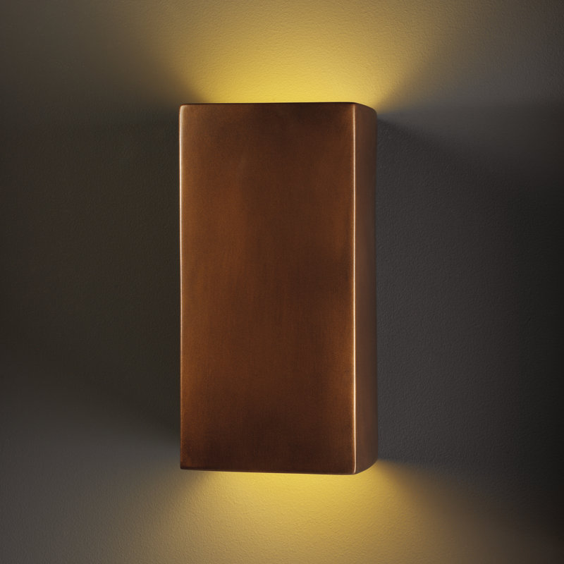 Applique murale d'extérieur en céramique Logan, Vraie rouille, Incandescent, H 13,5 po x l 7,25 po x P 6,5 po