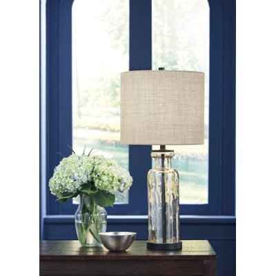 Bryaunna Table Lamp