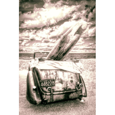 «Vintage Surf Bug in Pinks» par Grotto Studios