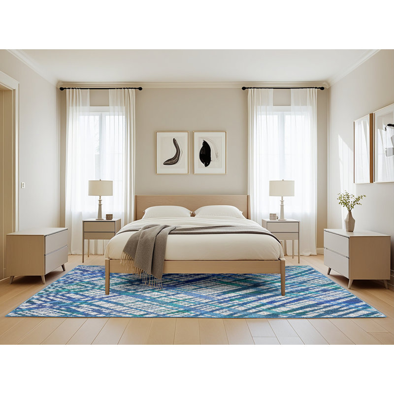 Tapis bleu tissé à la machine, Rectangle 5 pi x 8 pi