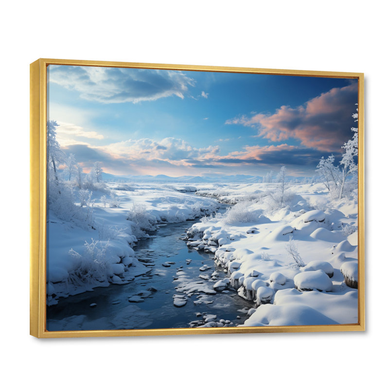 Paysage d'hiver enneigé à l'horizon II, H 12 po x l 20 po x P 1 po, Cadre flottant doré