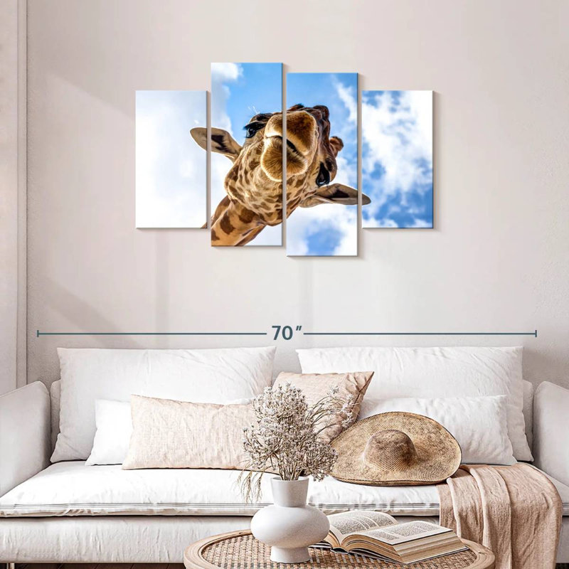 Brampt Curious Giraffe, 27" H x 43" W