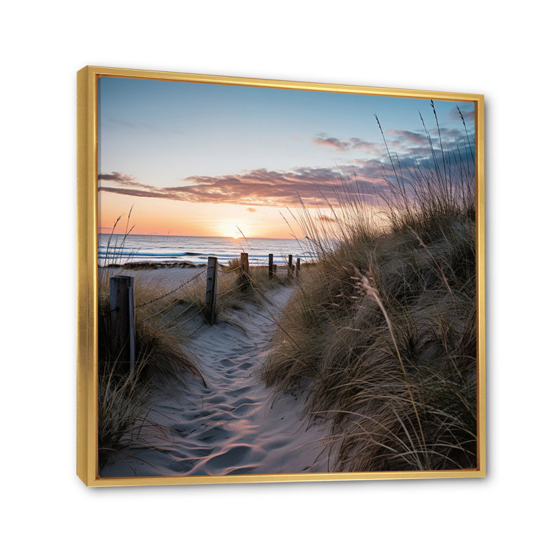 Tranquility Path To Dune Beach VII, Cadre flottant doré, H 36 po x l 36 po x P 1,5 po