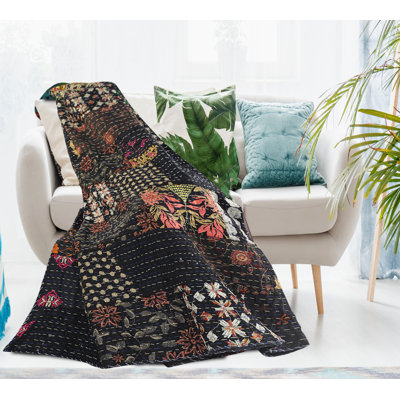 Jeté en coton Advika fait à la main Kantha