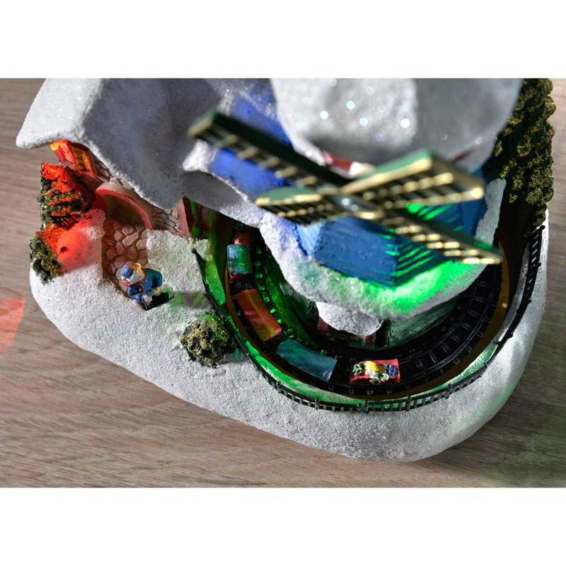 Christmas Figurines & Collectibles