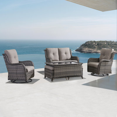 Ensemble de conversation pour 4 personnes avec coussins