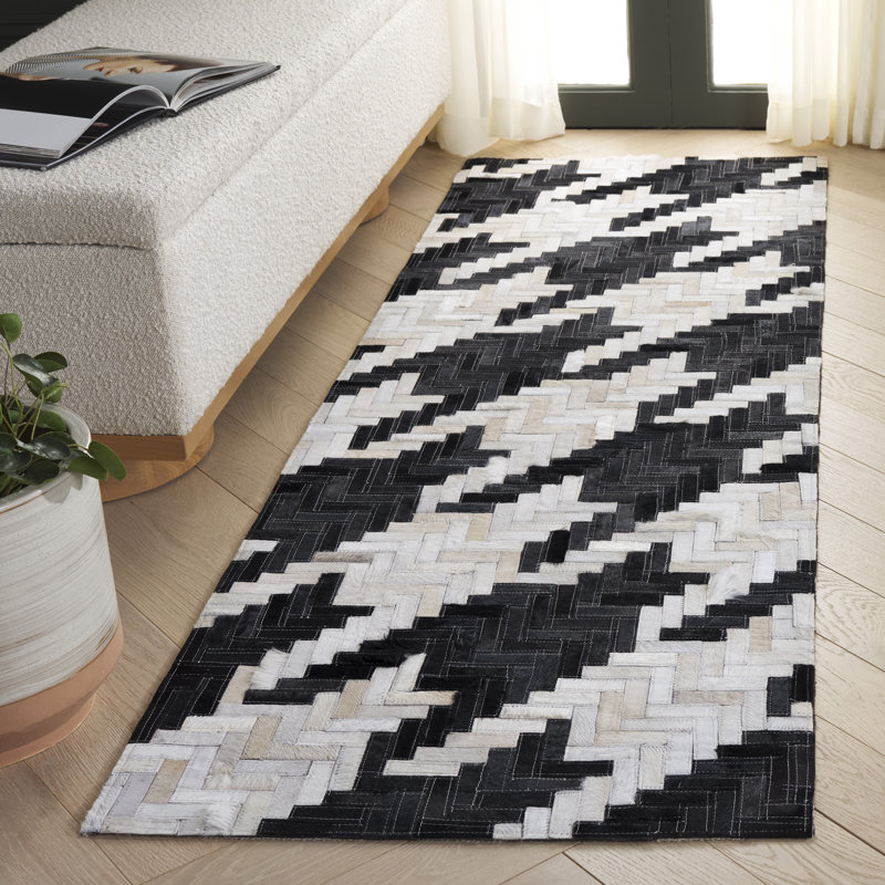 Rashima Hand Woven Leather Houndstooth Rug, Runner 2'3" x 7'