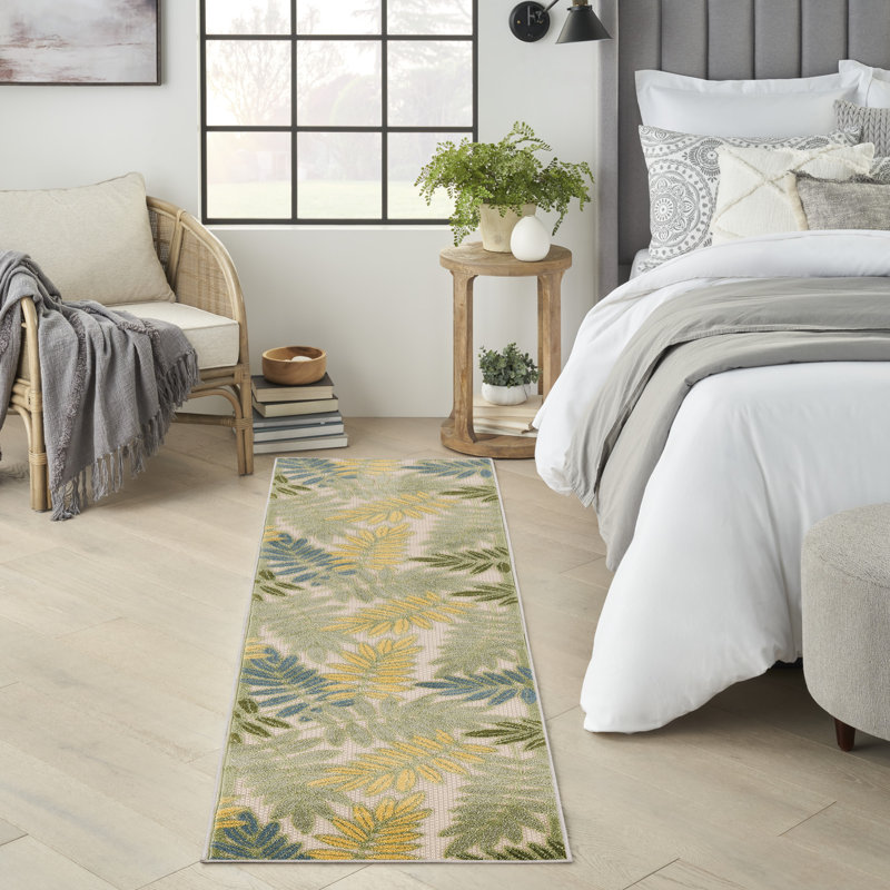 Ameir Floral Indoor/Outdoor Area Rug, Runner 2' x 6'