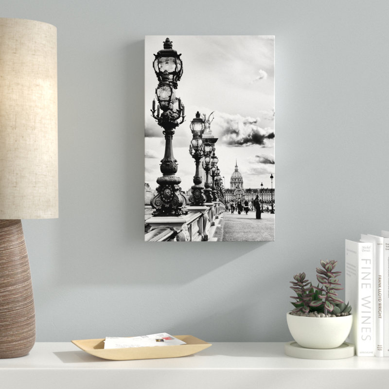 « dreaming of paris », reproduction de photo sur toile tendue, H 32 po x l 22 po x P 2 po