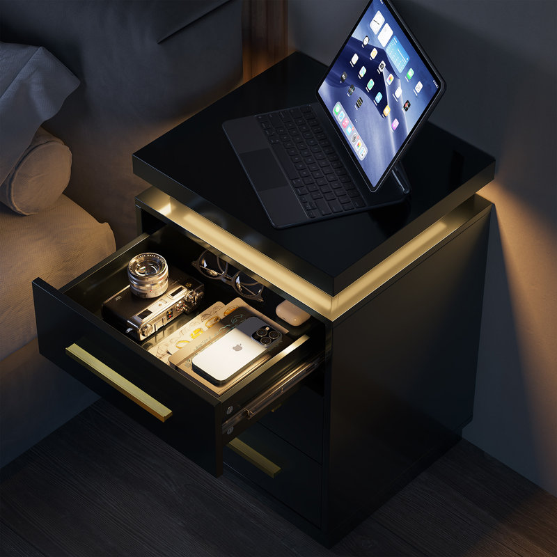 Ilgars 17.24'' W Nightstand, Black