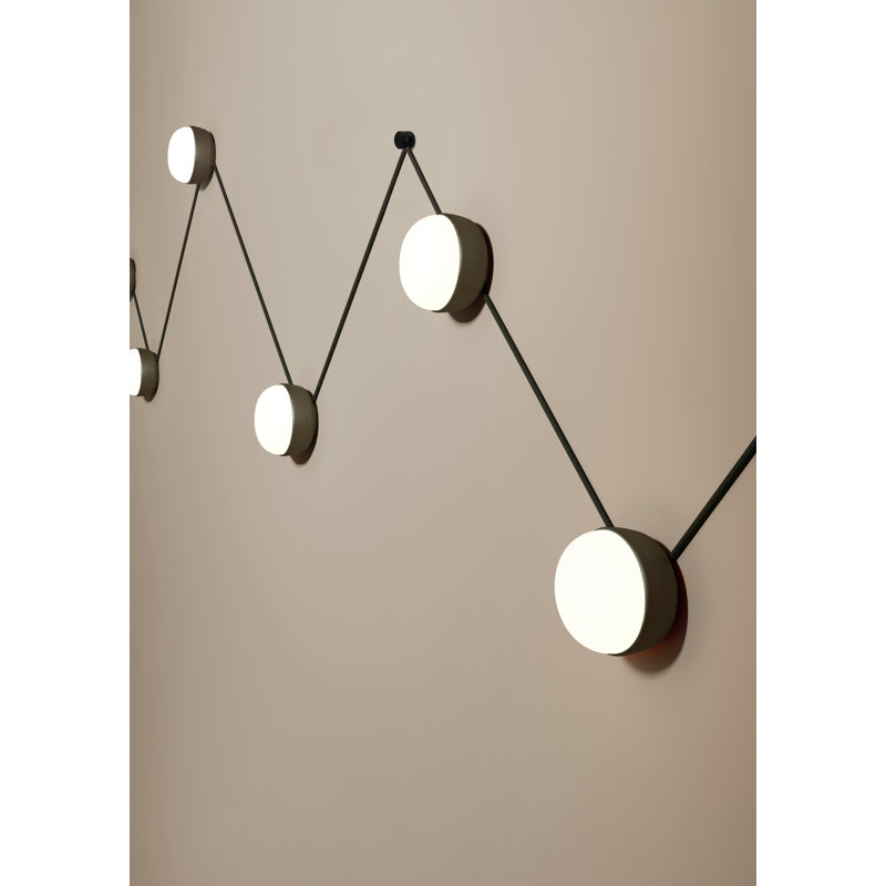 Kiki Connect: Accessory, 59" H x 0.2" W x 119" D
