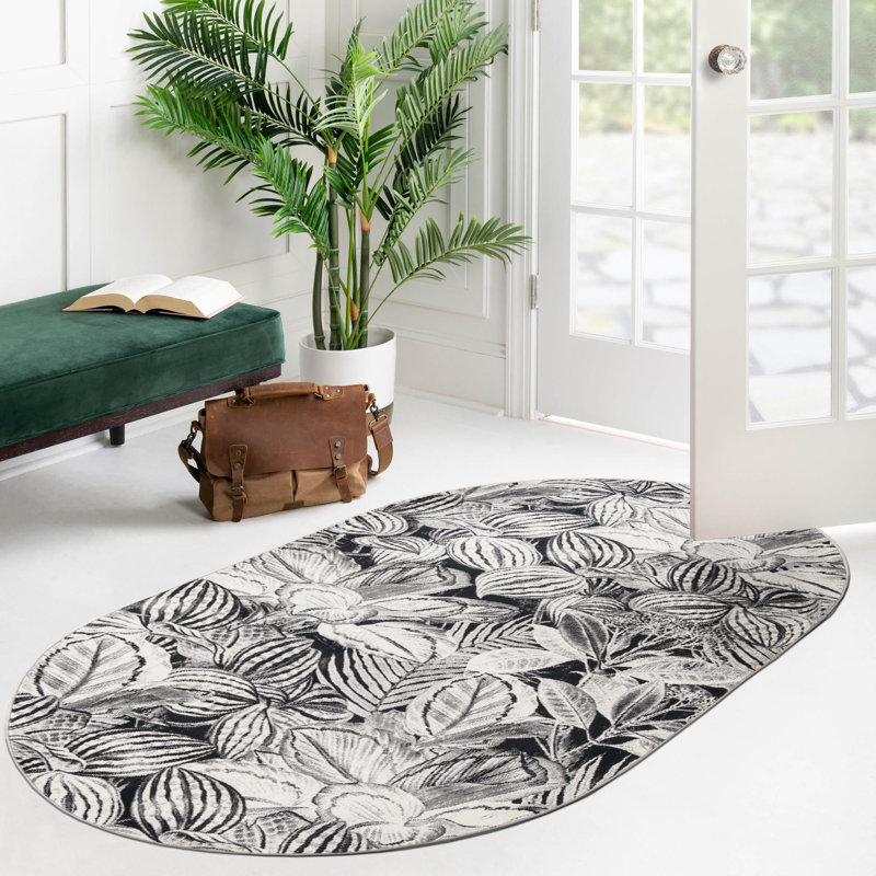 Tapis gris anthracite, Ovale 5 pi 3 po x 7 pi 10 po