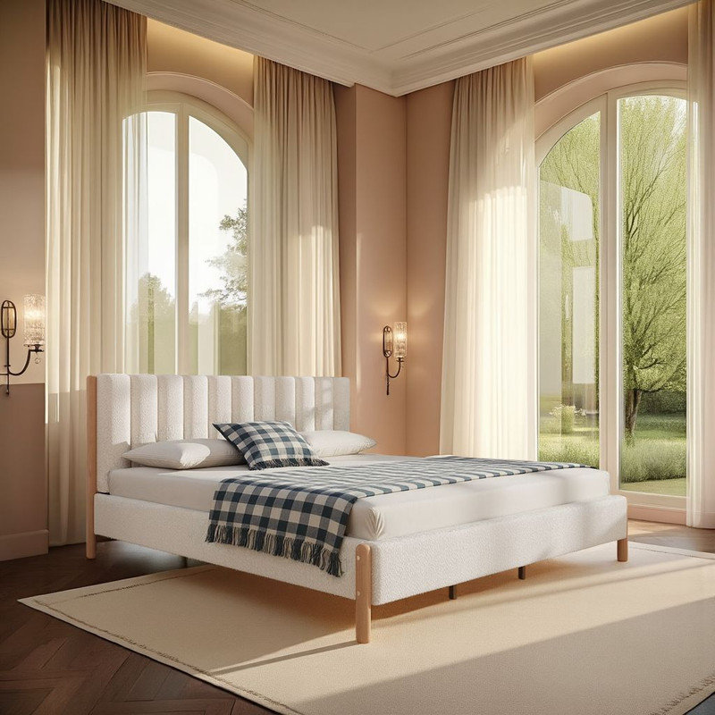 Très grand lit luxueux