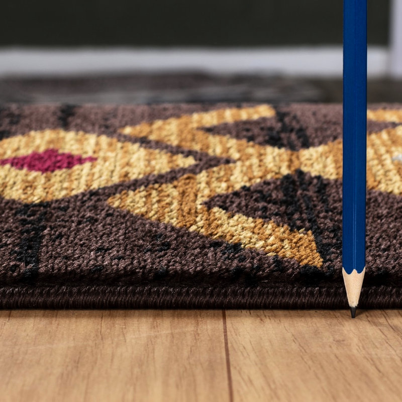 Tapis brun en polypropylène, couleur brun, 5 pi 3 po x 7 pi 3 po, pour l'ambiance de la maison, 5,25 pi 7,25 pi., Polypropylène, idéal pour les maisons occupées