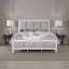 Base de lit en bois massif et en tissu d'ameublement Lakhvinder Linsley-1822637768