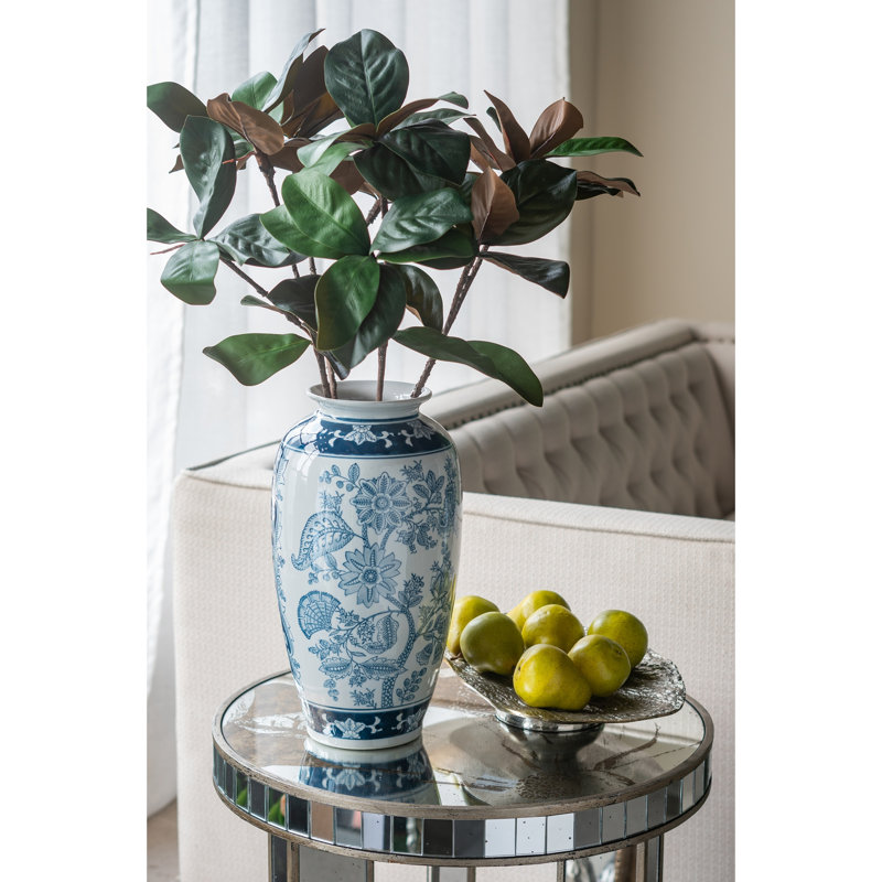 Vase en porcelaine