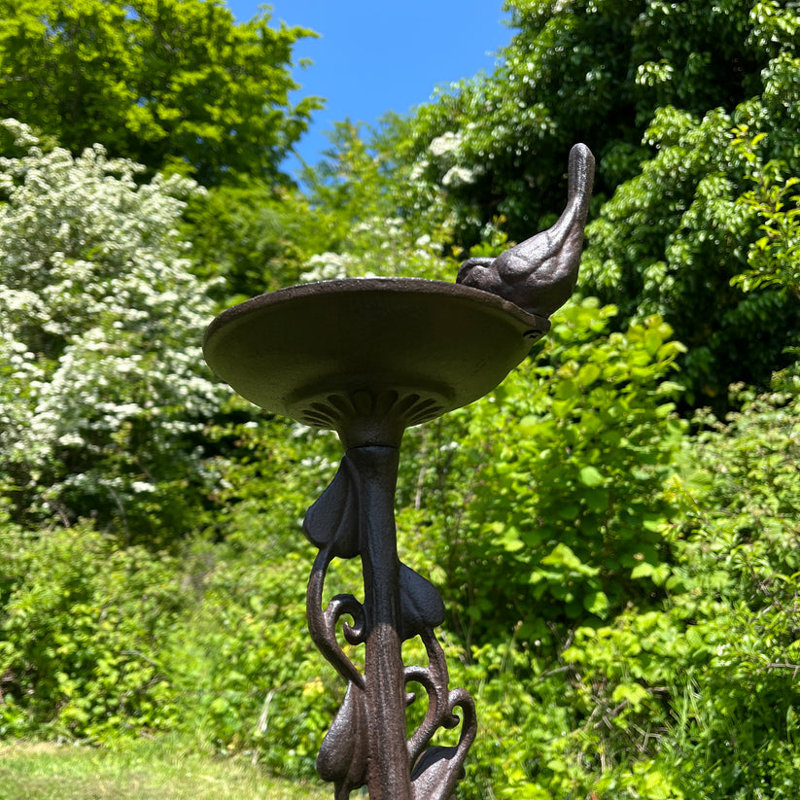 Worthley Stake Birdbath