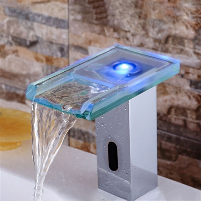 Robinet automatique de salle de bain à capteur de mouvement à DEL avec détecteur de mouvement à bain d'eau BathSelect