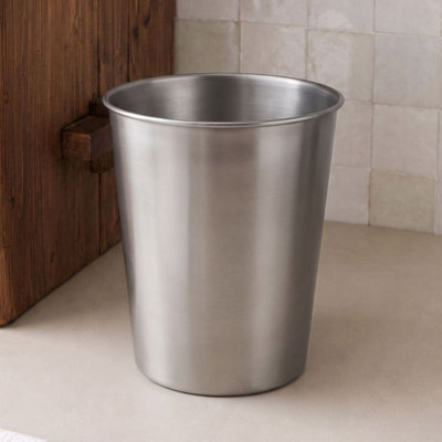 Handcrafted Metal 1.8 Gallon Wastebasket Trash Can for Home Office Bedroom Bathroom Décor Durable