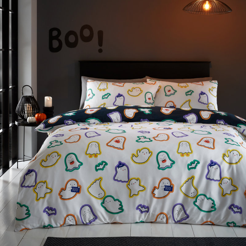 Halloween Ghosts Reversible Duvet Cover Set, King Duvet Cover + 2 Standard Pillowcases