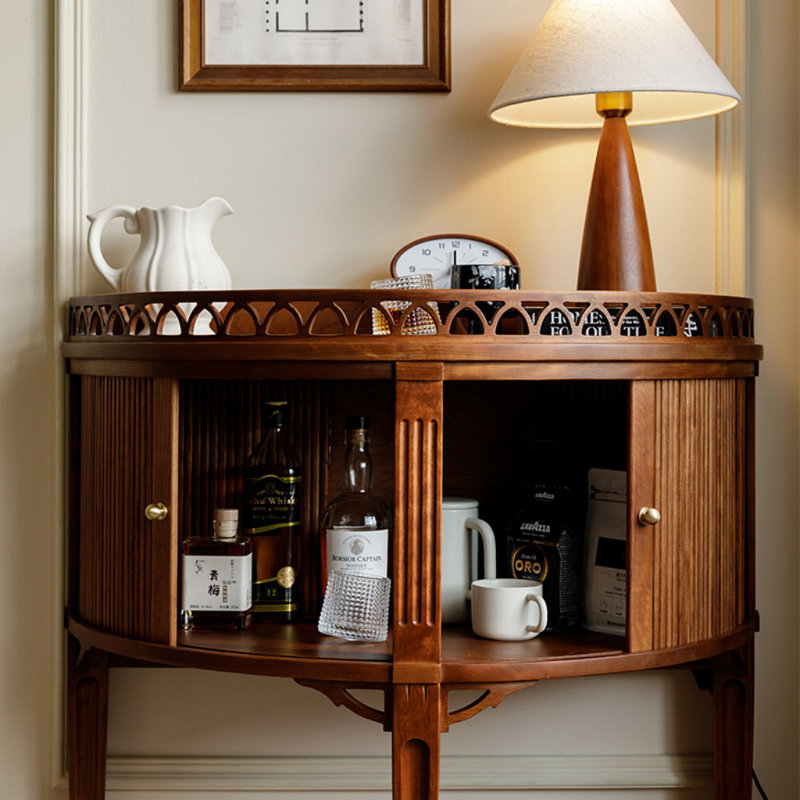 Armoire décorative française semi-circulaire