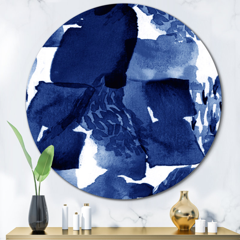 Impression abstraite en bleu classique sur fond blanc I - art moderne en cercle métallique, H 36 po x l 36 po