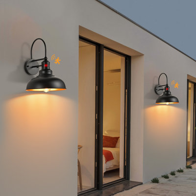 Lanternes murales extérieures imperméables à capteur de mouvement - paquet de 2 pour porches et garages (sans ampoules incluses)
