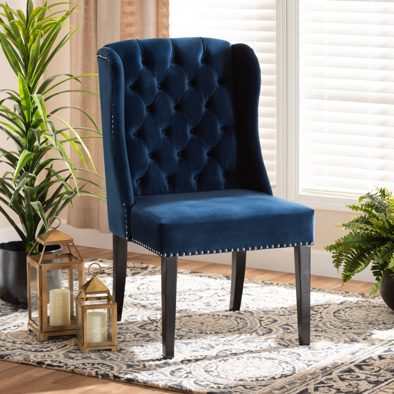Fauteuil à oreilles capitonné en velours capitonné Mithusa, Bleu marine