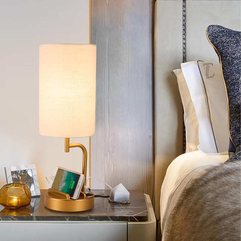 Aakin Metal USB Table Lamp, Gold