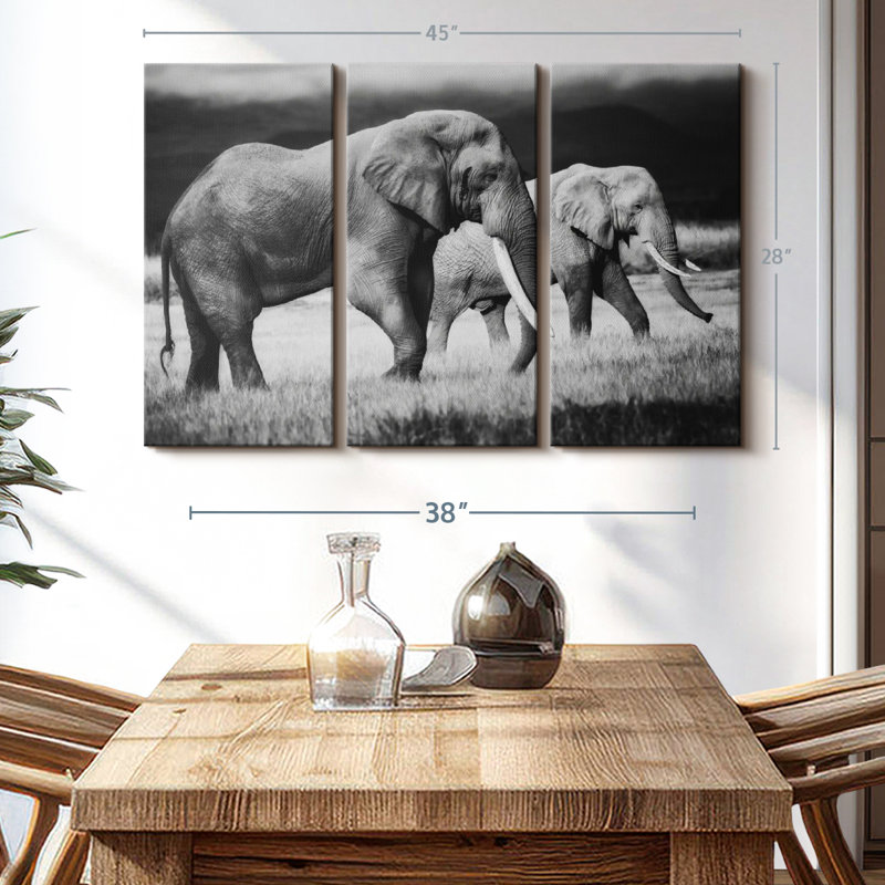 «Grazing Kenyan Elephants» sur, H 28 po x l 45 po