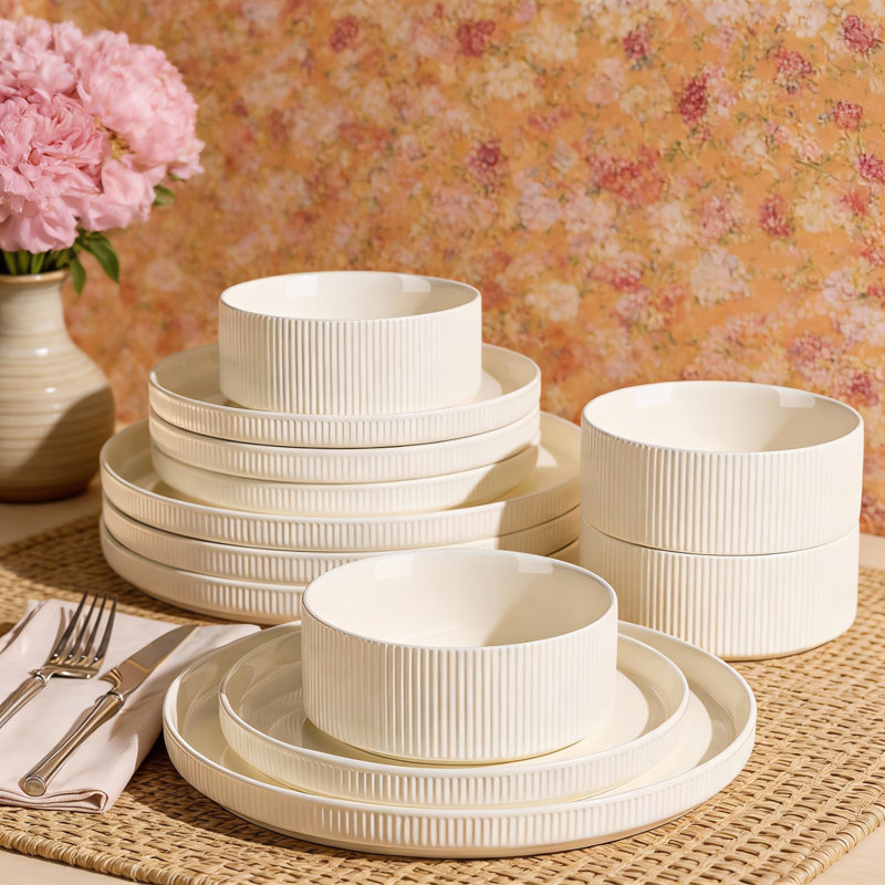 Service de table en céramique 12 pièces pour 4 personnes | Assiettes et bols en porcelaine légers | Résistant aux égratignures et va au four / au micro-ondes / au lave-vaisselle en beige