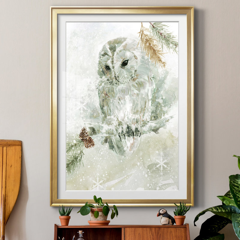 Winter Lodge Owl - Reproduction d'art graphique sur papier encadré, H 26,5 po x l 36,5 po x P 1,5 po, Papier doré