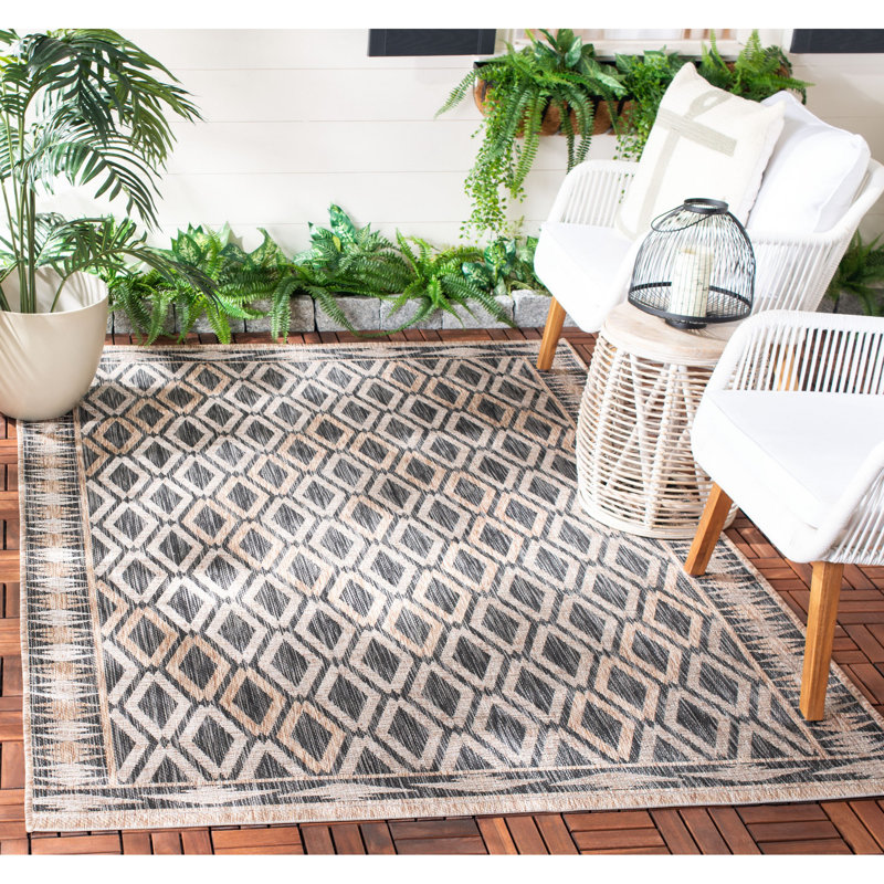Tapis d'intérieur / extérieur à motif géométrique Amarien Performance, Rectangle 6 pi 7 po x 9 pi 6 po