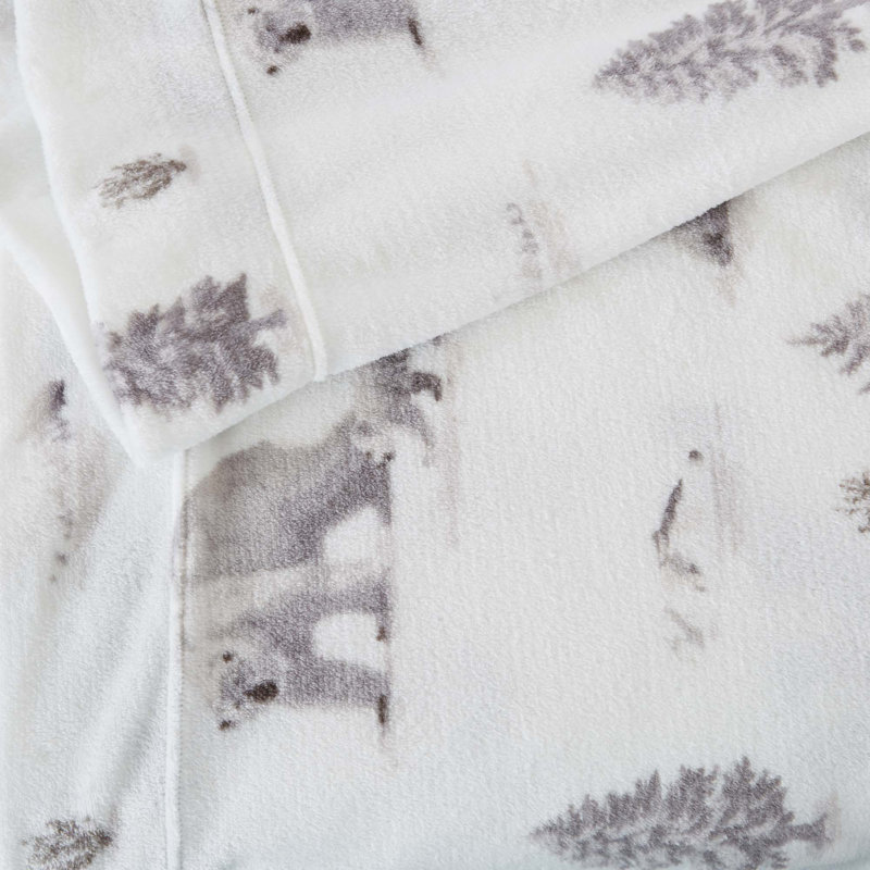 Queen North Pole Polar Bears Velvet Plush Sheet Set