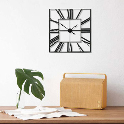 Mireya Metal Wall Clock